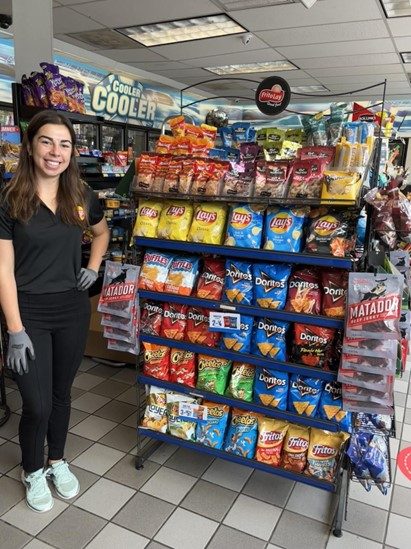  Looking for internships with larger companies? Follow along to dive deeper into Natalie's summer internship experience!